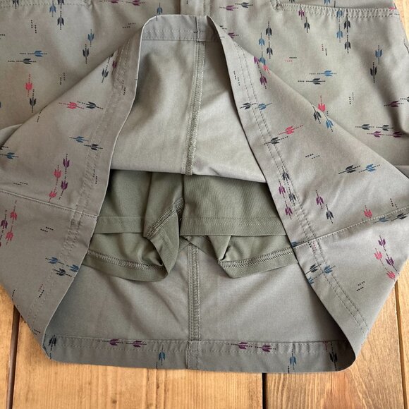 Eddie Bauer Adventurer 2.0 Mossy Green Arrow Skort 6  Skirt - Picture 5 of 8